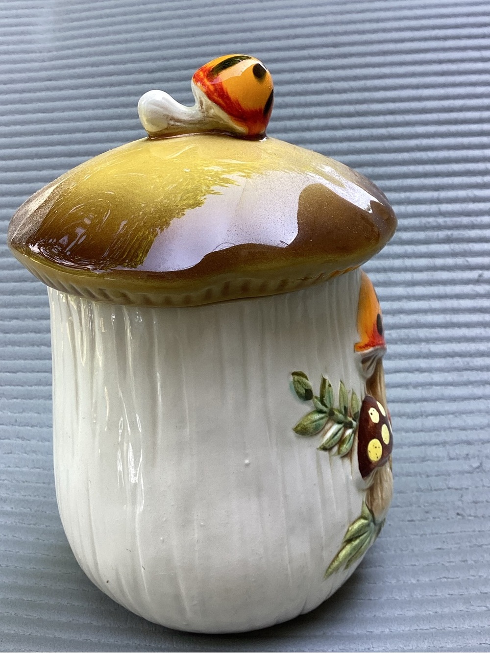 Sears Ceramic Mushroom Canister in Yellow, Brown and Cream - Picture 2 of 6